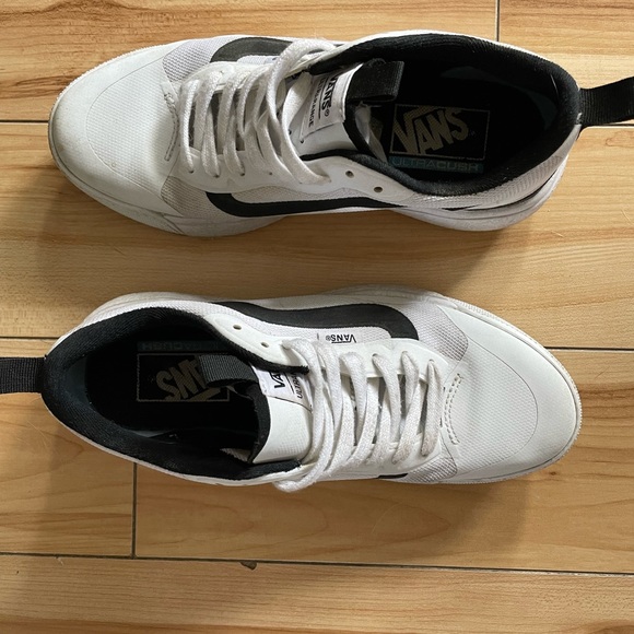 Vans UltraRange - Picture 2 of 5